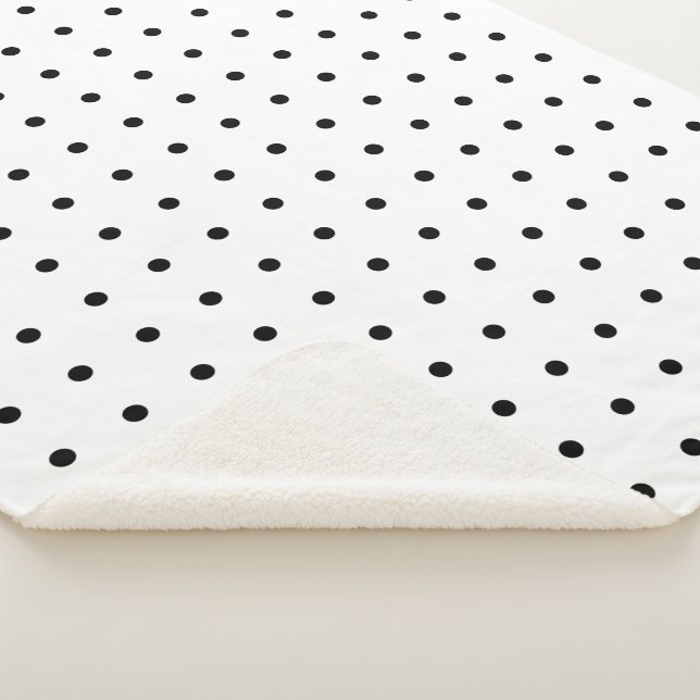Cosy Black Polka Dot Pattern Sherpa Blanket (3/4)