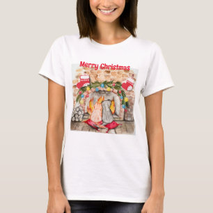 Cosy Christmas mantel with dog and cat T-Shirt