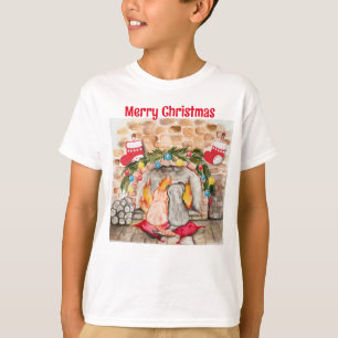 Cosy Christmas mantel with dog and cat T-Shirt