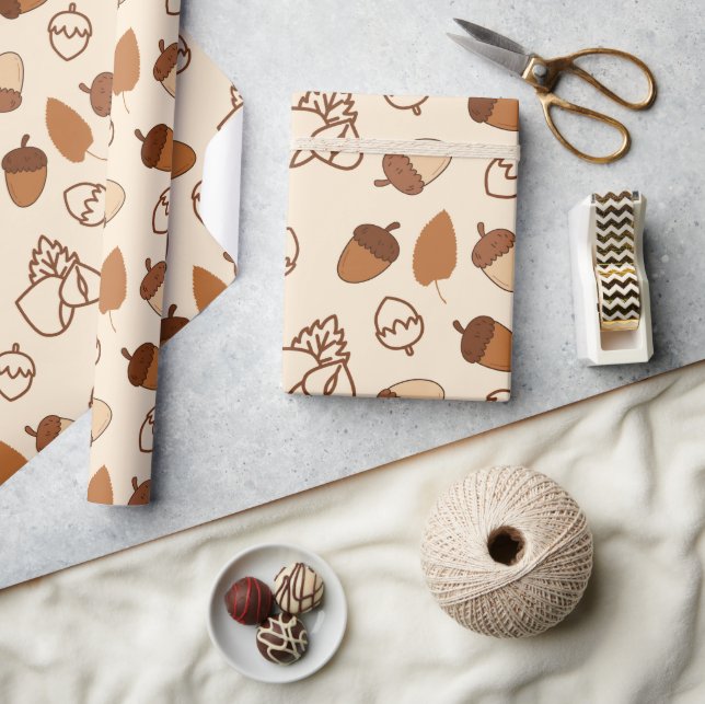 Cosy Fall Hazelnut Leaf Seamless Wrapping Paper (Crafts)
