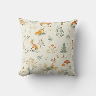 "Cosy Fox Throw Pillow" Cushion