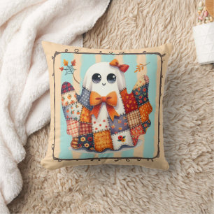 Cosy Ghost Patchwork Quilt – Halloween & Fall Cushion