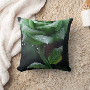 Cosy Home Decor Pillow with Floral Wreath Design