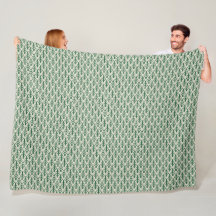 Cosy Knit Pine Tree Holiday