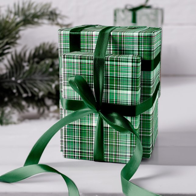 Cosy Red and White Plaid Flannel Pattern Wrapping Paper (Cozy Red and White Plaid Flannel Pattern Wrapping Paper)