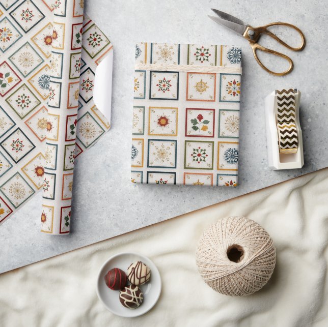 Cosy Winter Blocks with Holiday Motifs Wrapping Paper (Crafts)