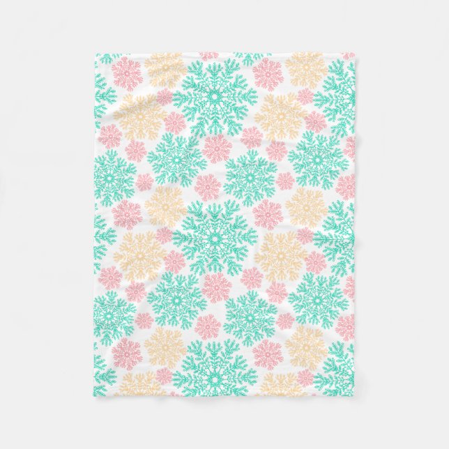 Cosy Winter Wonderland Snowflakes Pattern Fleece Blanket (Front)