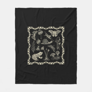 Cottagecore Aesthetic Frog And Mushroom Goblincore Fleece Blanket
