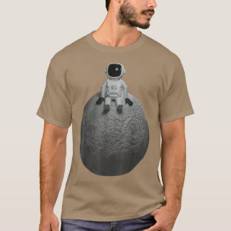 cottagecore kawaii astronaut moon men's women's gr T-Shirt