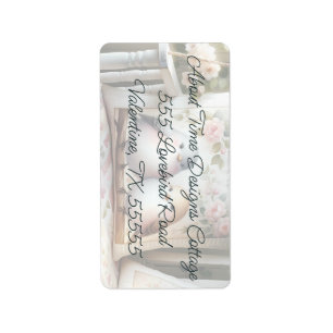 Cottagecore Lovebird Floral Quilt Scene Label