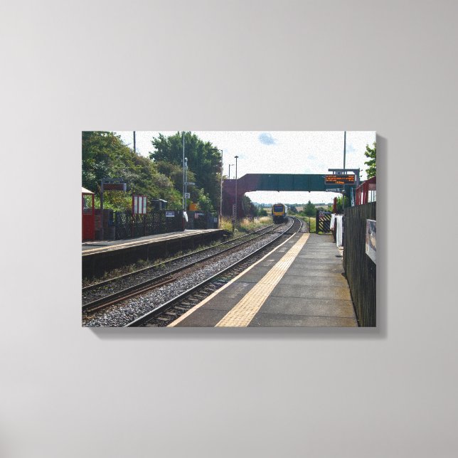 Cottingley Railway Station, Leeds Canvas Print (Front)