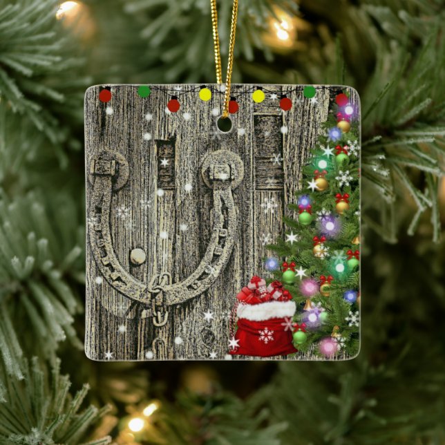 Country Charm Christmas Ceramic Ornament (Tree)