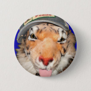 Country Tiger, Button
