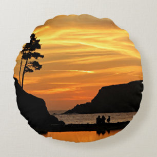Couple & Dog Romantic Beach Coast Sunset Round Cushion