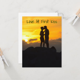 Couple kissing on the rocks in Key West