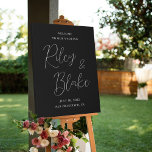 Couple Names EDITABLE COLOR Welcome Sign Canvas<br><div class="desc">A simply elegant sign that your guests will adore. Text and background colors are fully editable to match your theme!
 Design by © berryberrysweet . Printable digital files and matching items are available! Visit our website at www.berryberrysweet.com for more details!</div>