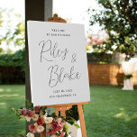 Couple Names EDITABLE COLOR Welcome Sign Canvas<br><div class="desc">A simply elegant sign that your guests will adore. Text and background colors are fully editable to match your theme!
 Design by © berryberrysweet . Printable digital files and matching items are available! Visit our website at www.berryberrysweet.com for more details!</div>