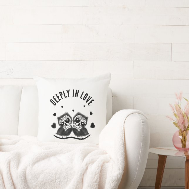 Couple of owls cushion (Couch)