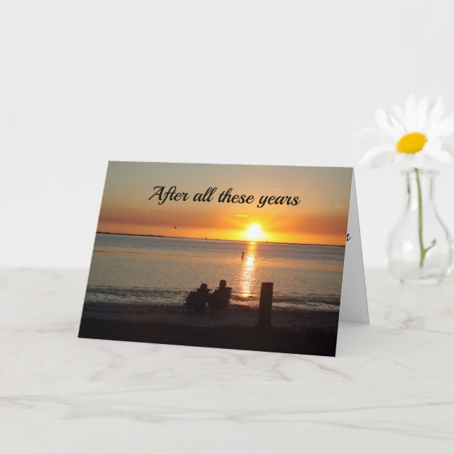 Couple Sit On Beach At Sunset Anniversary Card (Small Plant)