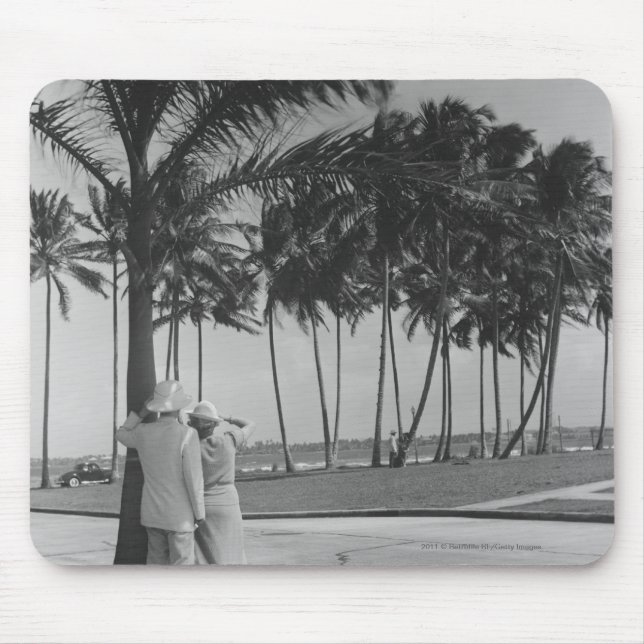 Couple standing at palm tree Rear view B&W Mouse Mat (Front)