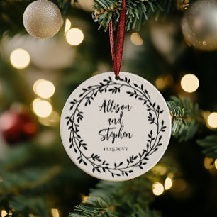 Couple Wreath Names   Wedding Date Photo Keepsake Ceramic Tree Decoration