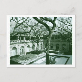Courtyard in Chicago Postcard
