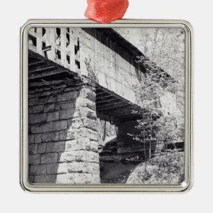 Covered Bridge Metal Tree Decoration