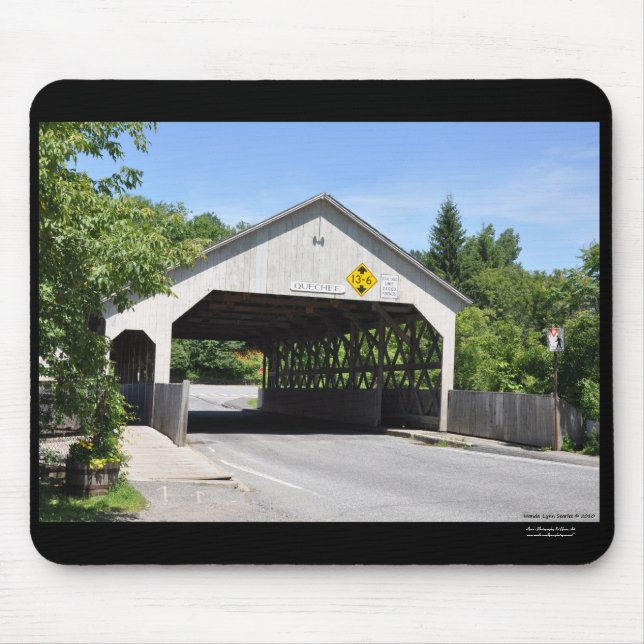 Covered bridge Quechee Gorge,Vermont - Mousepad (Front)