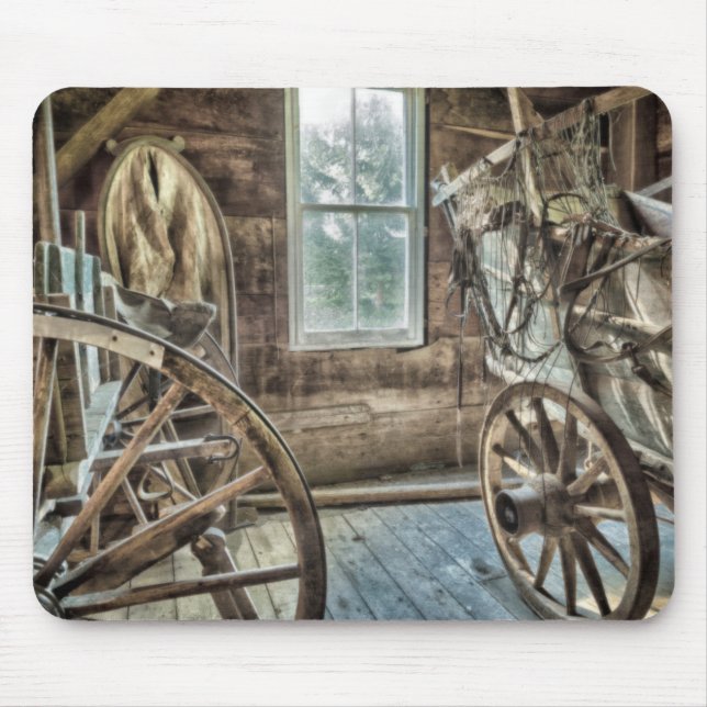 Covered wagon, wooden wagon wheel mouse mat (Front)