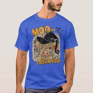 Cow cute hat witch moo i mean boo halloween T-Shirt