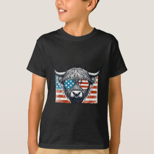 Cow Lover Usa Flag 4th Of July Highland Cow Dairy T-Shirt