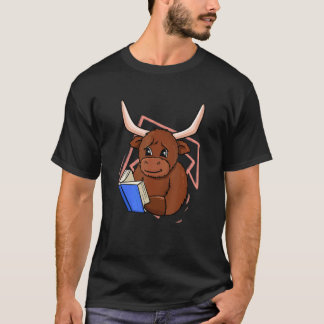 Cow Reading Book for Bookworm and Book T-Shirt