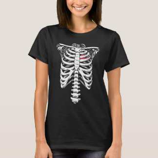 Cowgirl Hat Heart Skeleton Rib Cage Women's Rodeo  T-Shirt