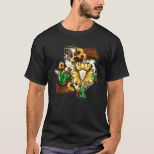Cowhide Bull Skull Sunflower Texas Map Western Sou T-Shirt