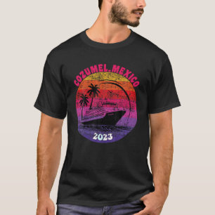 Cozumel Cruise Mexico 2023 Family Distressed Retro T-Shirt