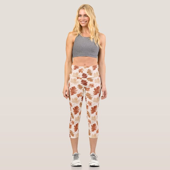 Cozy Autumn Leaf Pattern Capri Leggings (Front)