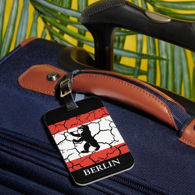 Crackled Flag of Berlin  Luggage Tag (Front Insitu 1)