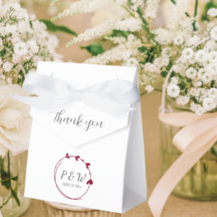 Cranberry Red Simple Monogram Heart Wreath Wedding Favour Box