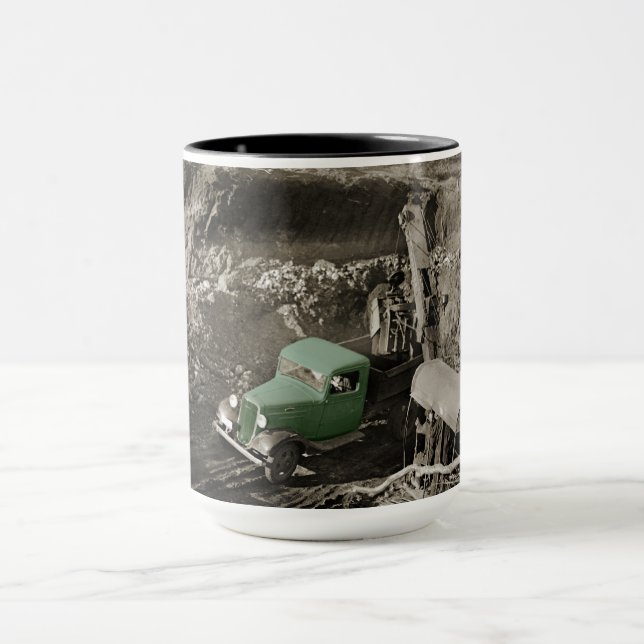 CRANE COLORSPLASH CHEVROLET OPERATING ENGINEER MUG (Center)