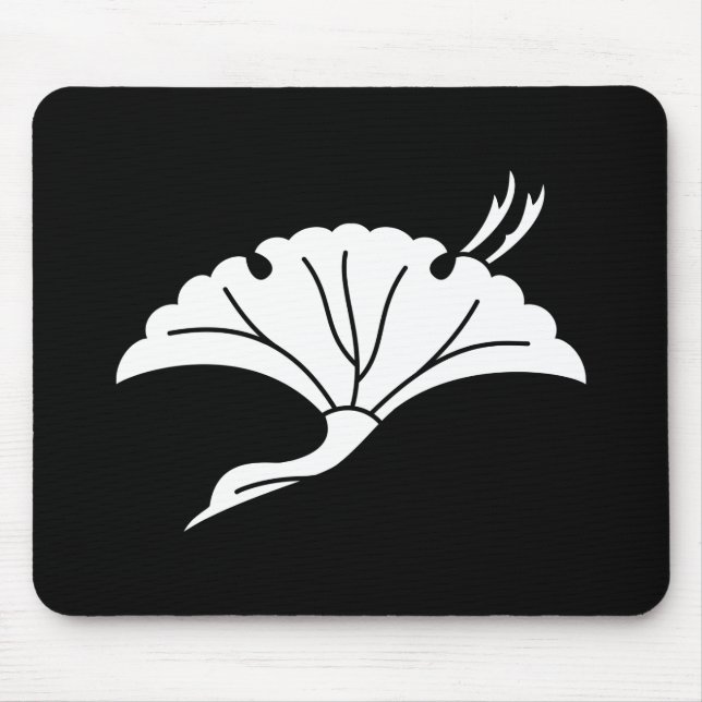 Crane-shaped ginkgo leaf mouse mat (Front)