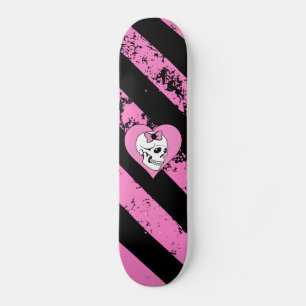 Cráneo Love agrietados EMO Skateboard