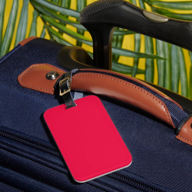 Crayon Colour Red Luggage Tag (Front Insitu 1)