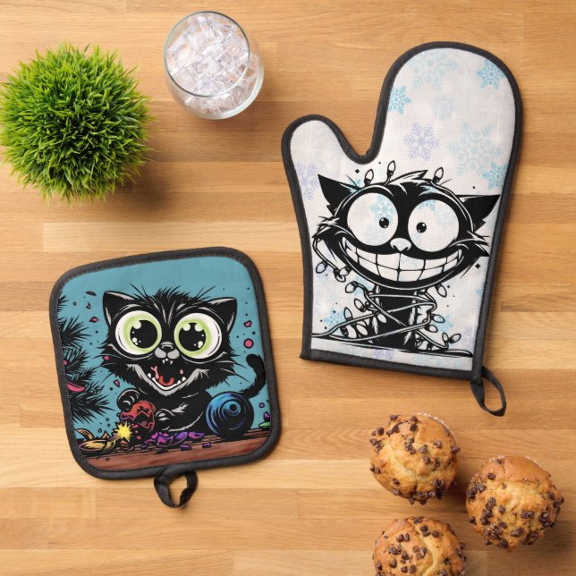Crazy Kitty Christmas Oven Mitt & Pot Holder Set (Top Down)
