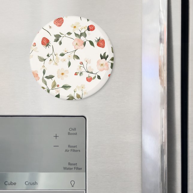 Cream Blush Strawberries Magnet (In Situ (Fridge))