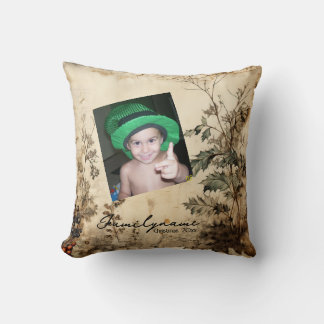 Create Your Own Vintage Winter Foliage Cushion