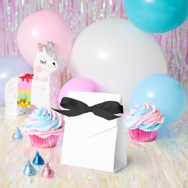 Create your own white personalizable favour box (Party)