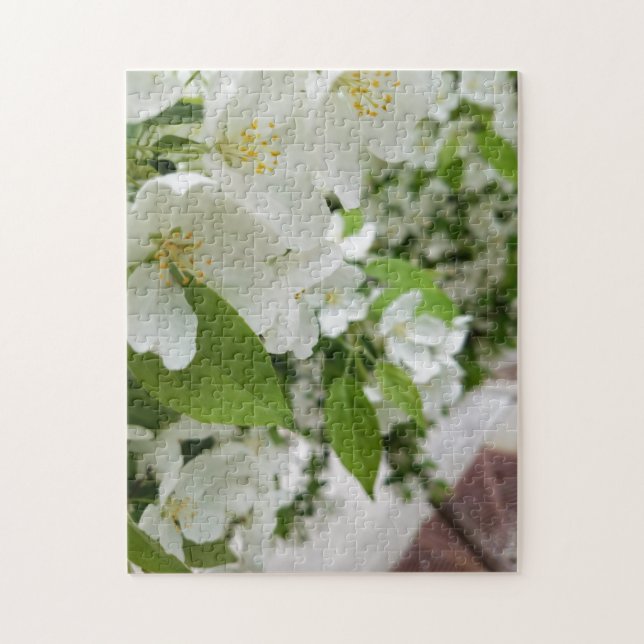 Creative white flower tree photo jigsaw puzzle (Vertical)