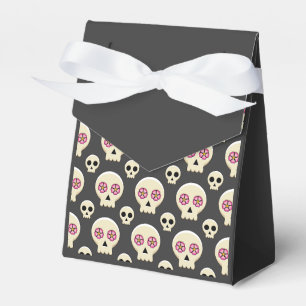 Creepy Cute Kawaii Goth Skull with Flowers Pattern Favour Box