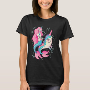 Creepy mermaid riding on a unicorn narwahle Alt sa T-Shirt