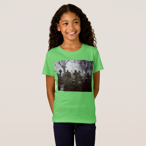 Image of creepy old graveyard T-shirt